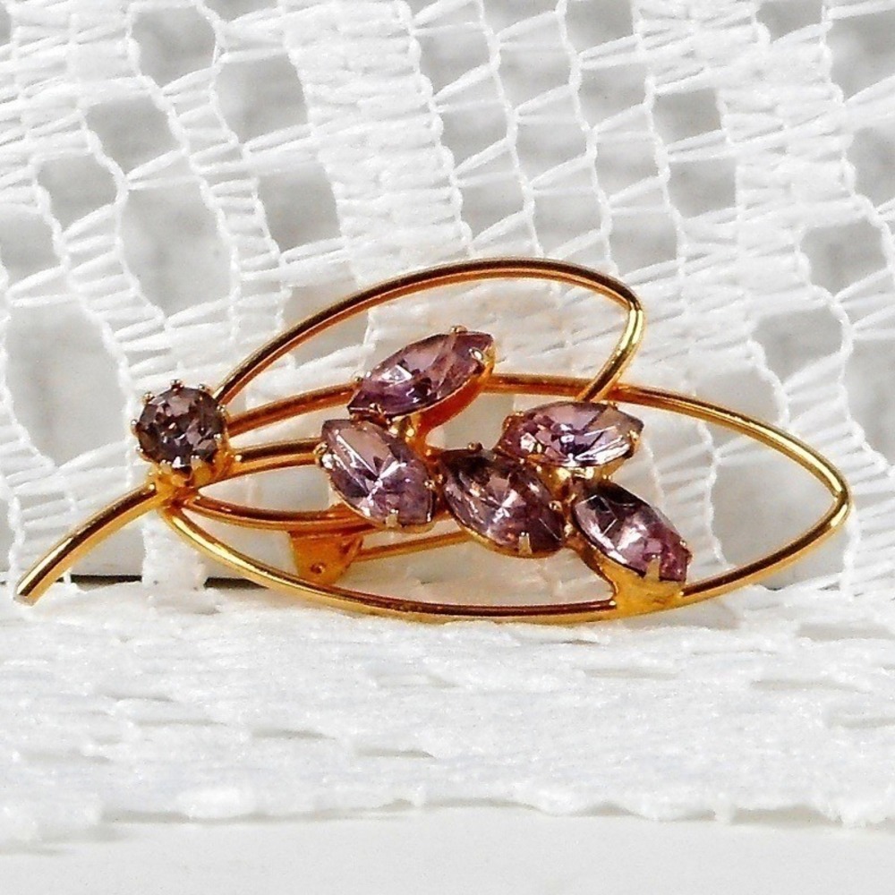 Vintage Gold Tone Leaf Brooch Purple Rhinestones 1980s Retro Fashion Pin Gift